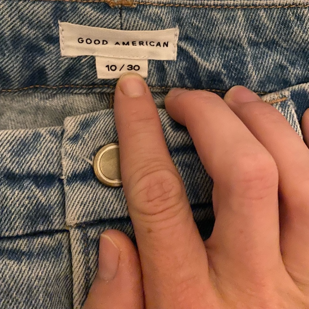 Good American Jeans size 10/30 worn couple times-mom jeans perfect condition